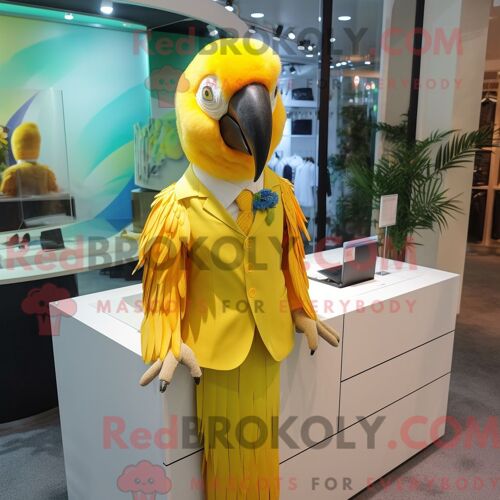 Costume De Mascotte Redbrokoly D Ara Jaune Habillé D Une Robe Trapèze Et D Épingles À Cravate