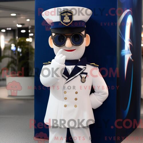 Costume De Mascotte Redbrokoly De Soldat De La Marine Crème Personnage Habillé D Un Smoking Et De Lunettes