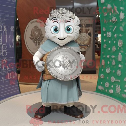 Costume De Mascotte Redbrokoly De Bouclier Celtique Argenté Habillé D Un T-Shirt Henley Et De Sacs À Main