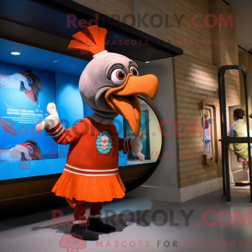 Personnage De Costume De Mascotte Redbrokoly De Dinde Habillé D Un T-Shirt Graphique Et De Montres