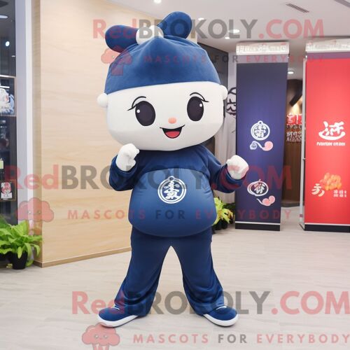Costume Mascotte Redbrokoly De Tatou Orange Habillé D Une Jupe Circulaire Et De Portefeuilles