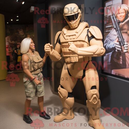 Costume De Mascotte Redbrokoly De Tan Gi Joe Habillé Avec Une Mini Robe Et Des Montres