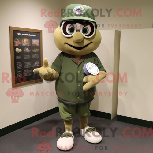 Costume De Mascotte Redbrokoly De Chaussures De Danse Irlandaises Beiges Habillé D Une Robe Trapèze Et De Lunettes