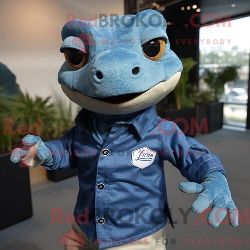Costume Mascotte Redbrokoly De Lézard Bleu Marine Personnage Habillé D Une Chemise En Chambray Et De Boucles D Oreilles