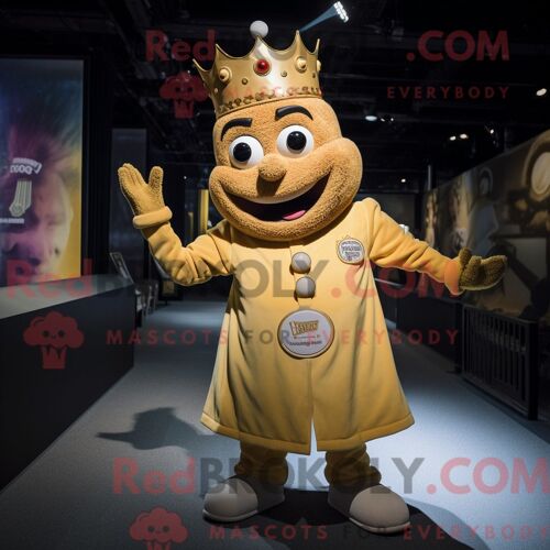 Personnage De Costume De Mascotte Redbrokoly Gold King Habillé Avec Une Chemise Boutonnée Et Des Bretelles