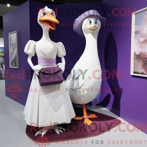 Costume De Mascotte Redbrokoly De Mouette Violette Habillé Avec Une Robe De Mariée Et Des Pochettes