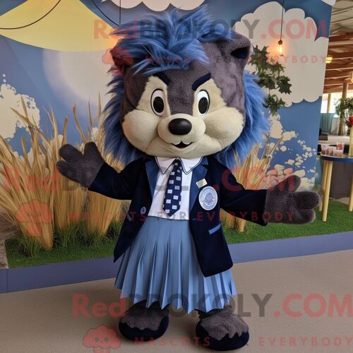 Costume De Mascotte Redbrokoly De Porc-Épic Bleu Marine Habillé D Une Robe Trapèze Et De Noeuds Papillons