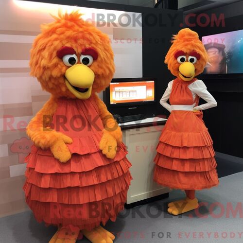 Costume Mascotte Redbrokoly De Personnage Turquoise But Habillé Avec Une Culotte Et Des Montres Connectées