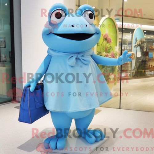 Costume De Mascotte Redbrokoly De Grenouille Bleu Ciel Habillé Avec Une Jupe Trapèze Et Des Pochettes