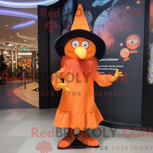 Costume De Mascotte Redbrokoly De Sorcière Orange Habillé Avec Une Chemise Henley Et Des Casquettes