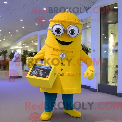 Personnage De Costume De Mascotte Redbrokoly De Docteur Jaune Habillé D Un Rash Guard Et D Un Porte-Monnaie