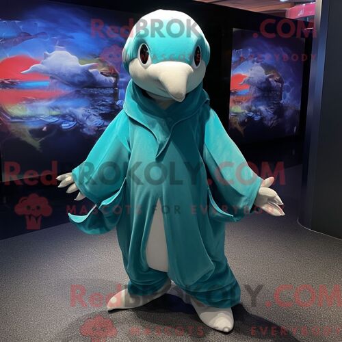 Costume De Mascotte Redbrokoly De Dauphin Bleu Sarcelle Habillé D Une Barboteuse Et D Épingles À Châle