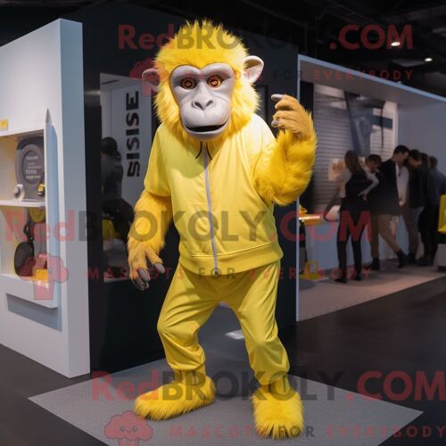 Costume De Mascotte Redbrokoly De Babouin Jaune Citron Personnage Habillé Avec Un Pantalon De Jogging Et Des Gants