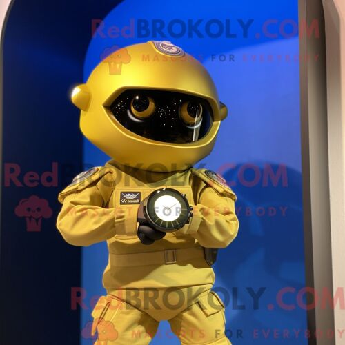Costume De Mascotte Redbrokoly De Soldat De L Armée De L Air Dorée Habillé D Une Combinaison Et De Montres Intelligentes