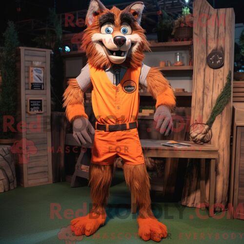 Costume Mascotte Redbrokoly De Loup-Garou Orange Habillé D Un Short Cargo Et De Bretelles