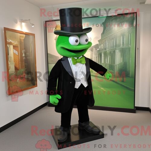 Personnage De Costume De Mascotte Redbrokoly D Arc-En-Ciel Vert Habillé Avec Un Jean De Maman Et Des Bagues