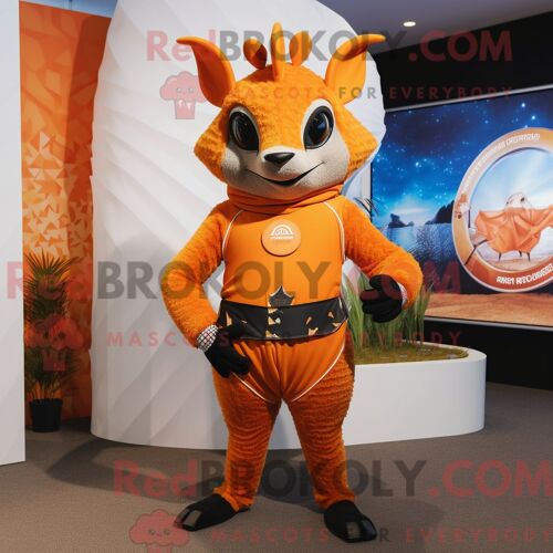 Costume Mascotte Redbrokoly De Tatou Orange Habillé D Un Maillot De Bain Une Pièce Et D Épingles À Cravate
