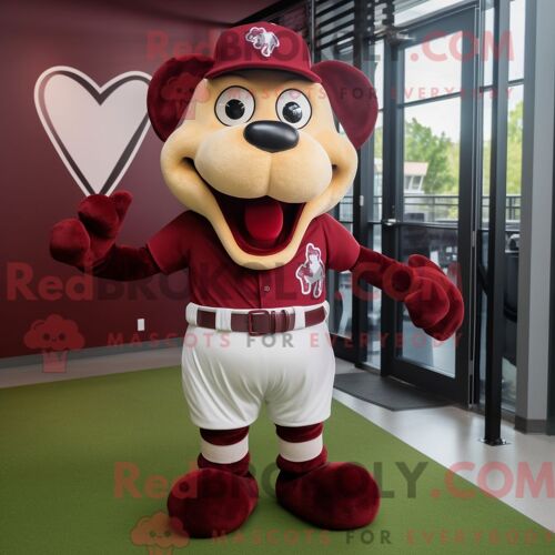 Personnage De Costume De Mascotte Redbrokoly De Maroon Heart Habillé Avec Un T-Shirt De Baseball Et Des Bracelets De Cheville