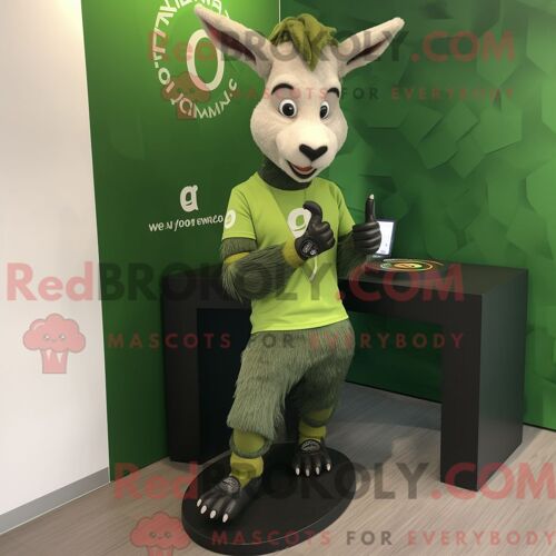 Costume De Mascotte Redbrokoly De Chevalier Médiéval Blanc Habillé D Un Pantalon En Velours Côtelé Et De Noeuds Papillons