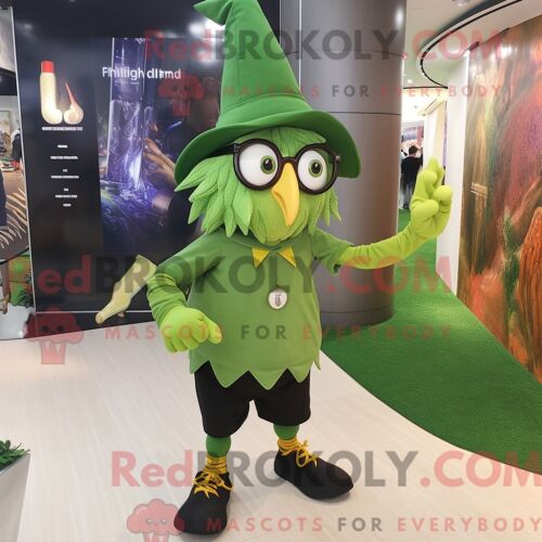 Costume Mascotte Redbrokoly D Éléphant Violet Personnage Habillé Avec Un Bermuda Et Des Broches