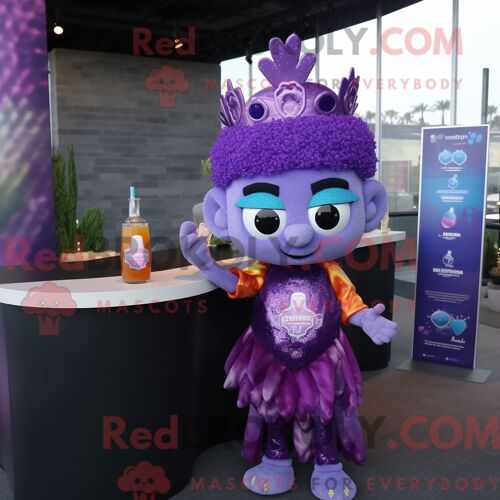 Personnage Mascotte Redbrokoly De Purple Queen Habillé Avec Une Robe De Cocktail Et Des Porte-Clés