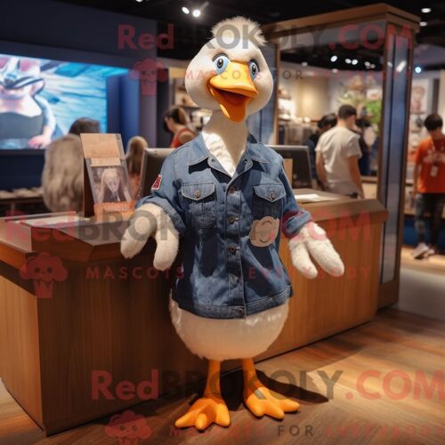 Costume Mascotte Redbrokoly De Navy Goose Habillé Avec Un Short En Jean Et Des Pinces À Cheveux