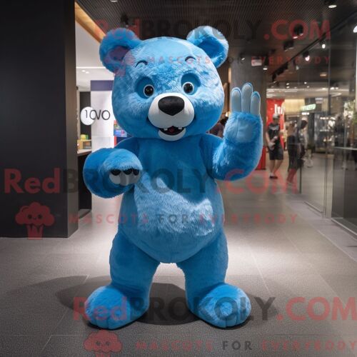 Costume Mascotte Redbrokoly De Chauve-Souris Aux Fruits Bleus Habillé D Un Col Roulé Et De Montres