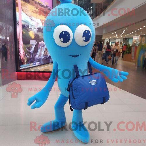 Costume De Mascotte Redbrokoly De Calmar Bleu Ciel Habillé Avec Un Jean Skinny Et Des Pochettes