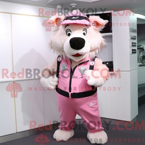 Mascotte Redbrokoly D Éléphant Beige Costume De Personnage Habillé Avec Un Col Roulé Et Des Chapeaux