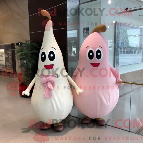Costume Mascotte Redbrokoly De Poire Rose Habillé D Une Robe De Mariée Et De Sacs Messager