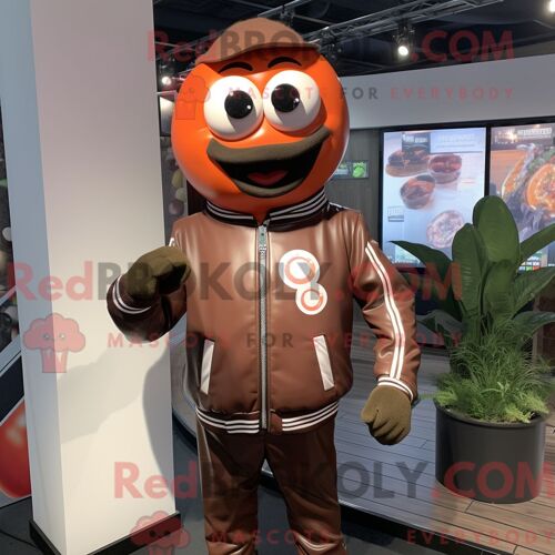Costume Mascotte Redbrokoly De Tomate Marron Habillé D Un Blouson Aviateur Et De Bretelles