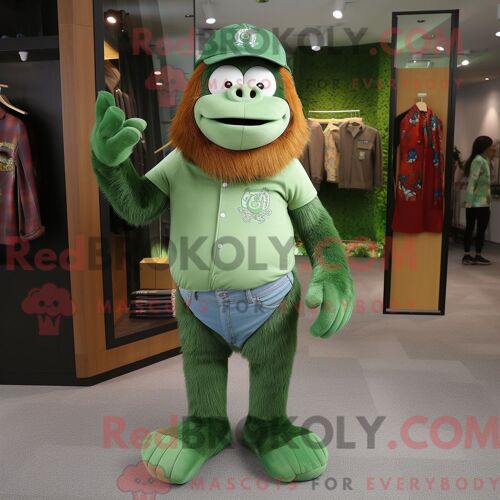 Costume De Mascotte Redbrokoly D Orang-Outan Vert Habillé D Un Jean Bootcut Et De Bonnets