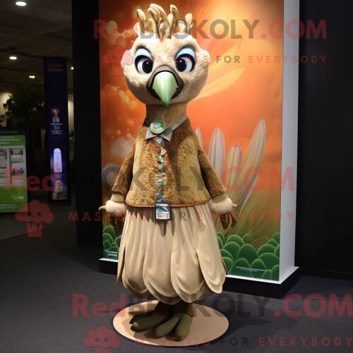 Costume De Mascotte Redbrokoly De Paon Beige Habillé D Une Jupe Portefeuille Et De Lacets De Chaussures