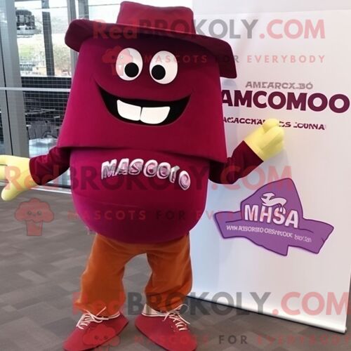 Costume De Mascotte Redbrokoly De Nachos Marron Habillé D Un Bermuda Et D Épingles À Cravate