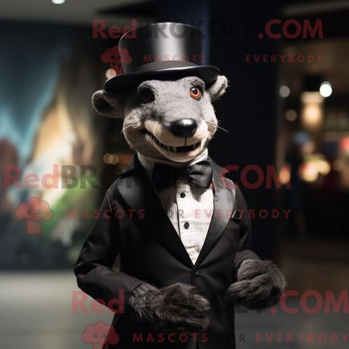 Mascotte Redbrokoly D Astronaute Blanc Costume De Personnage Habillé Avec Une Blouse Et Des Bretelles