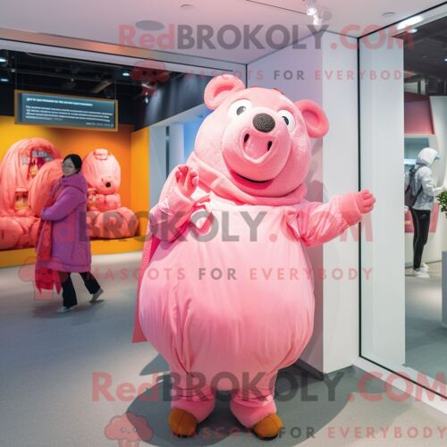 Personnage De Costume De Mascotte Redbrokoly De Truie Rose Habillé Avec Une Robe Trapèze Et Des Mitaines