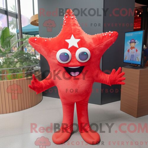 Personnage Mascotte Redbrokoly D Une Balle De Golf Jaune Citron Habillé D Un Sweat À Capuche Et D Épingles À Châle