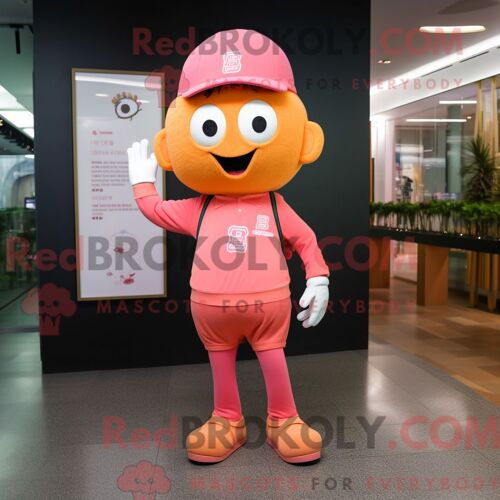 Personnage Mascotte Redbrokoly D Un Ramen Orange Habillé D Une Robe Fourreau Et De Colliers