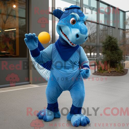 Personnage Mascotte Redbrokoly D Un Garde Suisse Rouge Habillé D Une Robe Midi Et De Porte-Clés