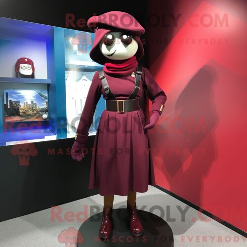 Personnage Mascotte Redbrokoly D Un Filet De Volley Bleu Sarcelle Habillé D Une Parka Et De Montres