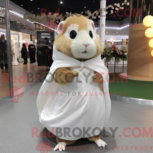 Personnage Mascotte Redbrokoly D Un Chinchilla Noir Habillé D Une Blouse Et De Boucles D Oreilles