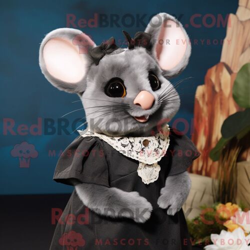 Personnage Mascotte Redbrokoly D Un Lion Dompteur D Argent Habillé D Un Jeans Et De Clips Écharpe