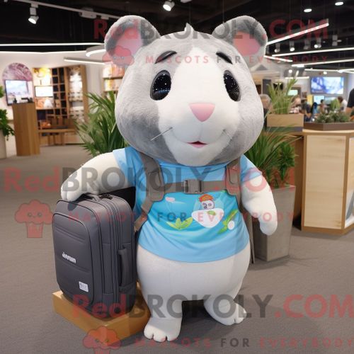 Costume Mascotte Redbrokoly De Hamster Gris Personnage Habillé D Un Bikini Et De Sacs Messager