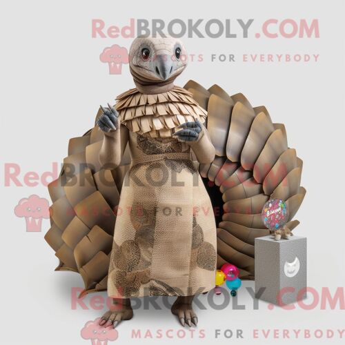 Costume De Mascotte Redbrokoly De Pangolin Beige Habillé D Une Robe Longue Et De Bracelets