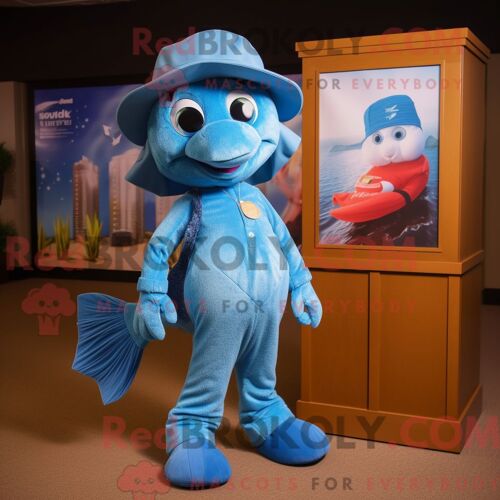 Personnage Mascotte Redbrokoly D Un Soldat De La Marine Verte Habillé D Une Jupe Trapèze Et De Casquettes