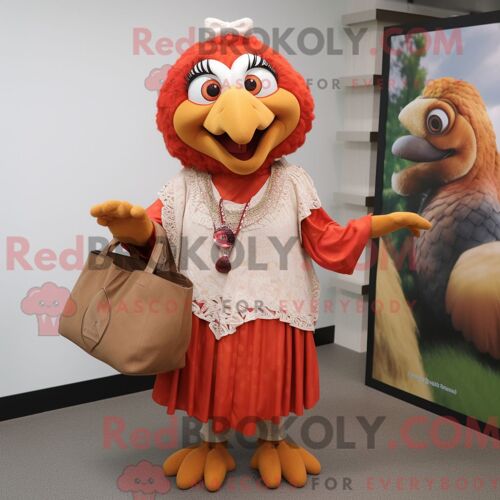 Personnage Mascotte Redbrokoly D Un Tan Steak Habillé D Un Pantalon Habillé Et De Pinces À Cheveux