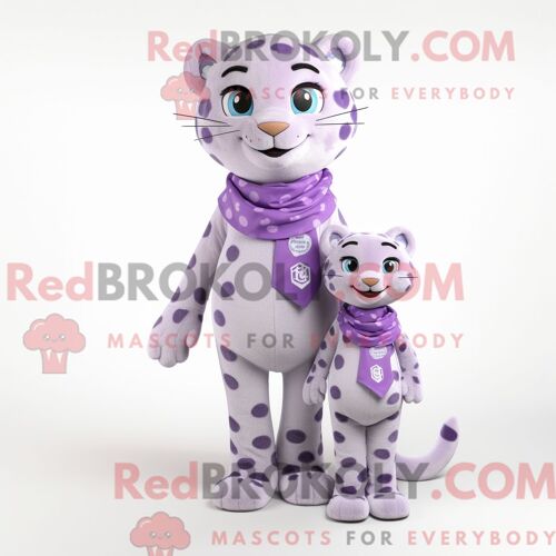 Costume De Mascotte Redbrokoly De Léopard Lavande Personnage Habillé Avec Un Jean Maman Et Des Clips Écharpe