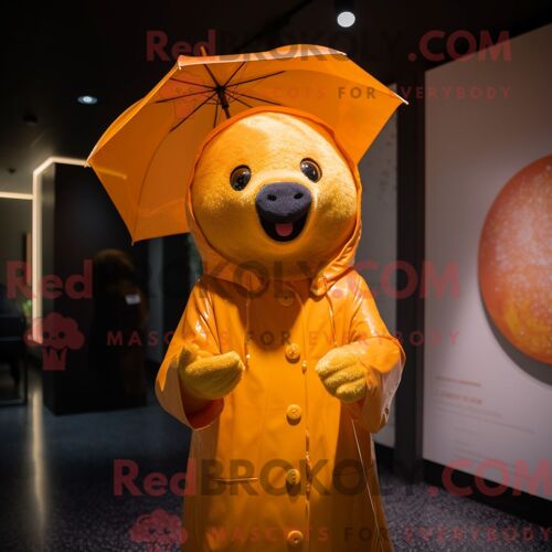Costume Mascotte Redbrokoly Orange Doré Habillé D Un Imperméable Et De Boucles D Oreilles