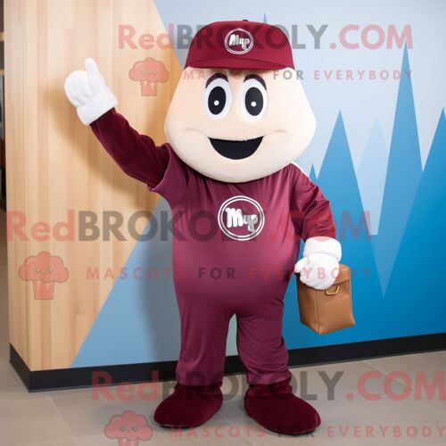 Personnage Mascotte Redbrokoly D Un Champagne Marron Habillé D Un Mom Jeans Et De Besaces