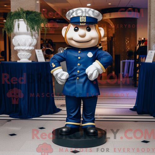 Personnage Mascotte Redbrokoly D Un Wedding Cake De La Marine Habillé D Un Polo Et De Bérets